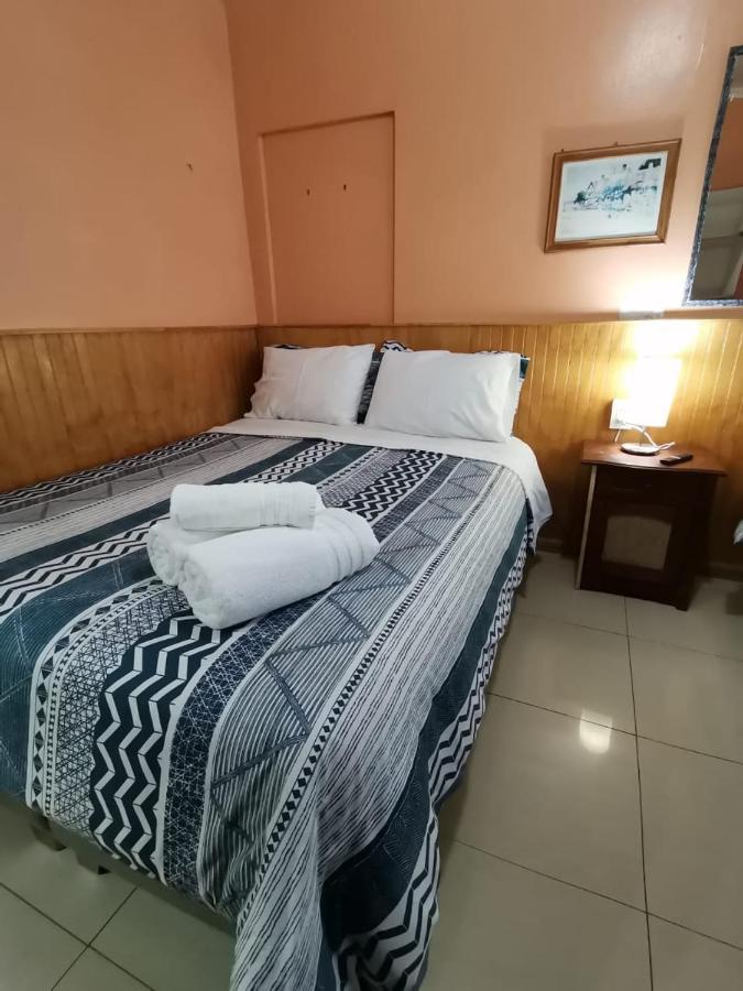 Hostal Las Heras Temuco Buitenkant foto