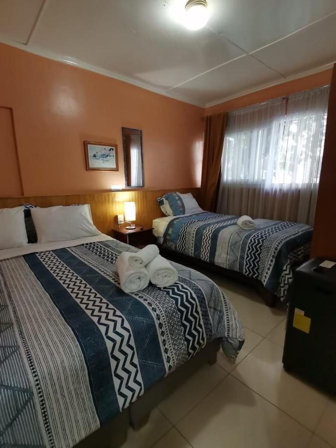 Hostal Las Heras Temuco Buitenkant foto